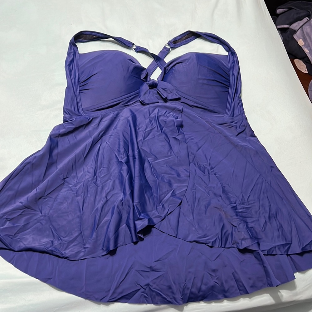 Torrid swim suit top. Size 2.